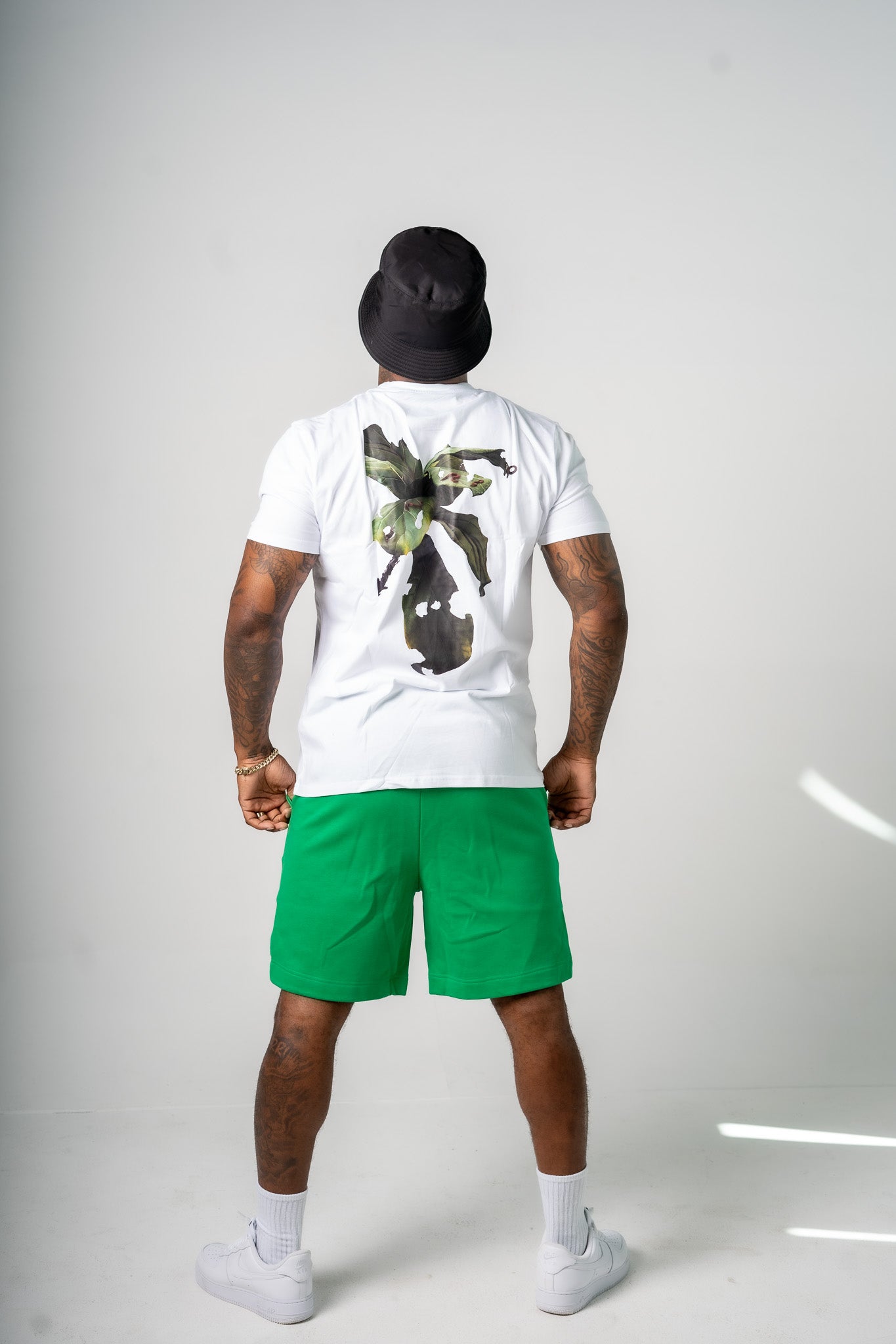 Earth Worm Graphic Tee